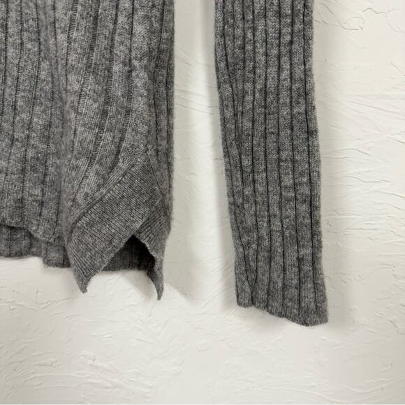 Theory Grey Cashmere Ribbed Turtleneck Sweater Womens XS Gray Fall Preppy - Picture 3 of 8